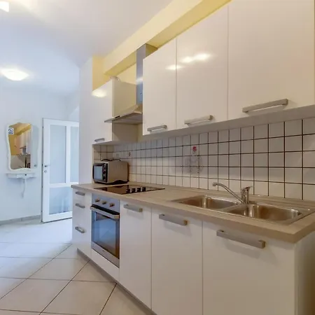Apartments With Wifi Mali Losinj * Mali Losinj