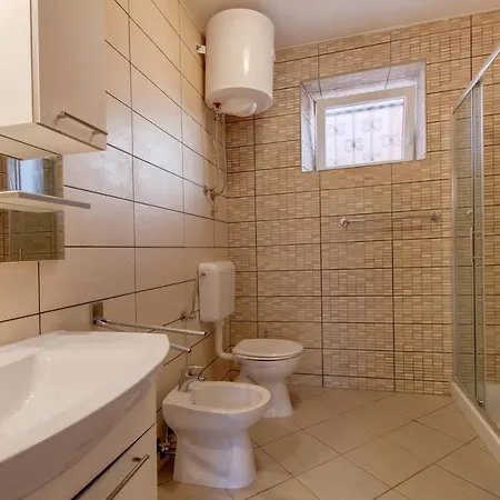Apartments With Wifi Mali Losinj *