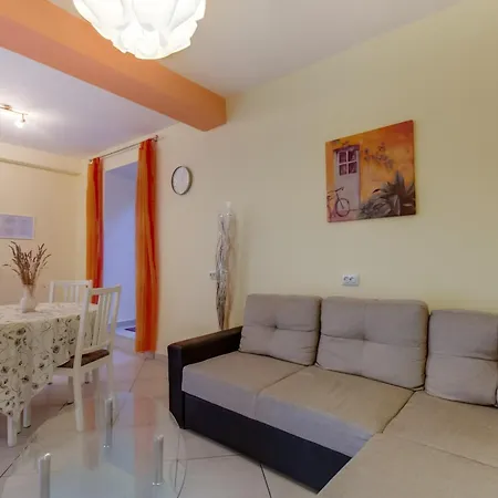 Apartment Apartments With Wifi Mali Losinj *