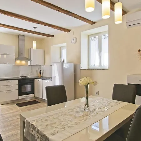 Apartment Apartments With Wifi Mali Losinj *