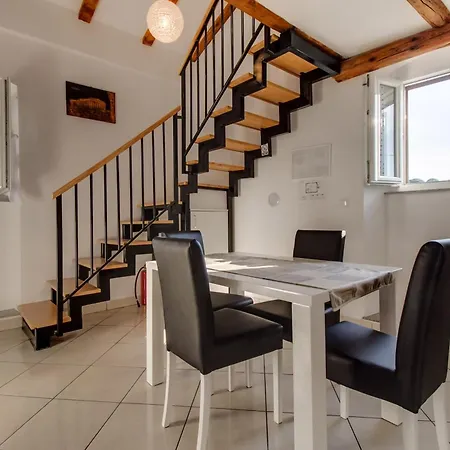 Apartments With Wifi Mali Losinj