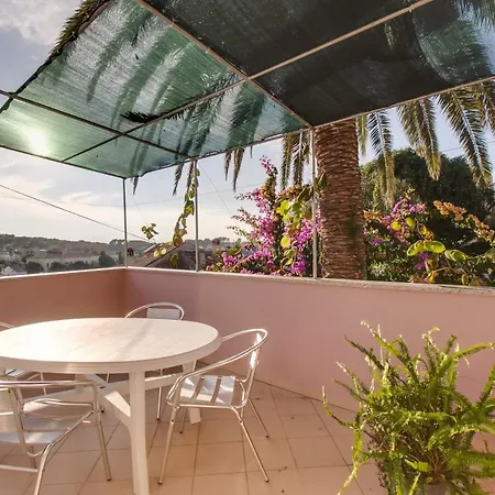 With Wifi Daire Mali Lošinj